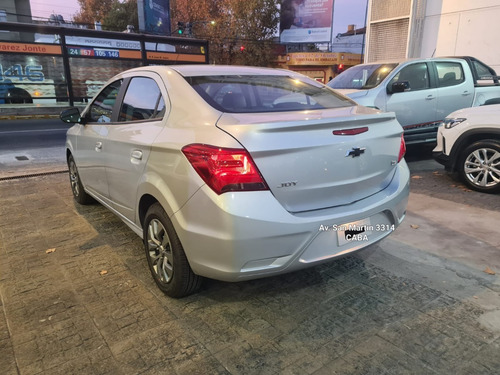 Imagen 18 de 21 de Nuevo Chevrolet Onix Joy Plus Prisma Black 0km 2023 Smt6