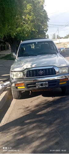 Imagen 4 de 17 de Toyota Hilux 2001 3.0 D/cab 4x4 D Sr