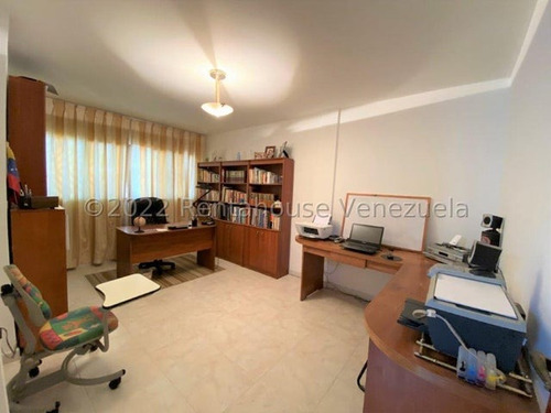 Ana Torres. Casa En Venta 245322 En El Cafetal