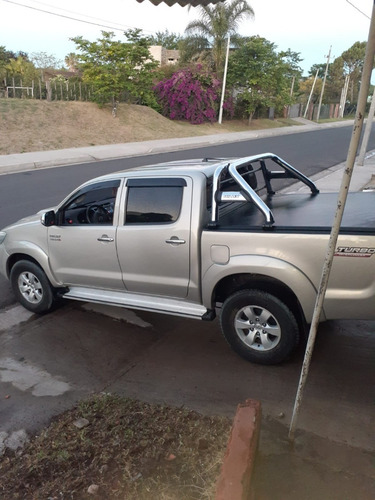 Toyota Hilux Srv 4x2