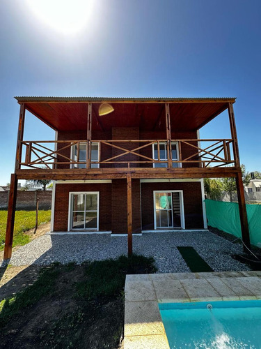 Casa En Pueblo Esther A Estrenar En Alquiler Y Venta !!