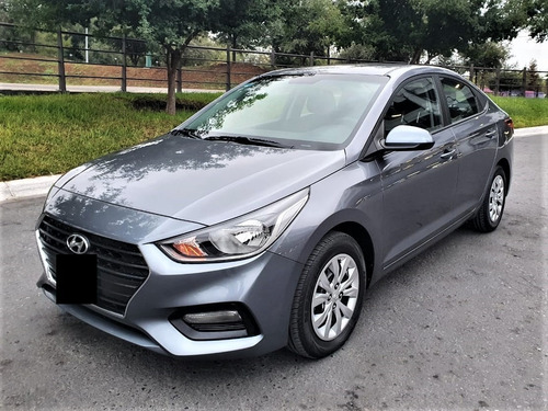 Imagen 6 de 15 de Hyundai Accent 2018 Gl