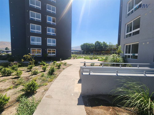 Departamento En Venta De 1d 1b. En Huechuraba. Sin Comisión
