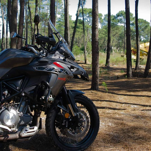 Imagen 2 de 16 de Benelli Trk502x