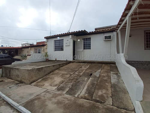 *** Mehilyn Perez Excelente Ubicación, Acogedora Y Muy Bien Conservada Casa En Venta Cabudare Zona La Piedad Norte ***