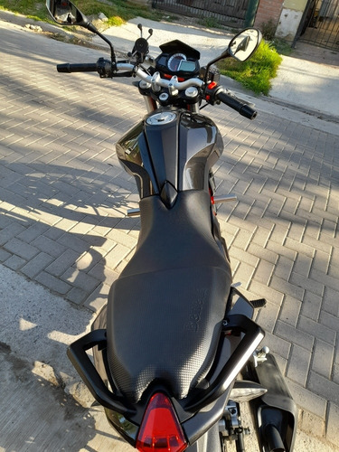 Imagen 19 de 23 de Benelli Tnt25
