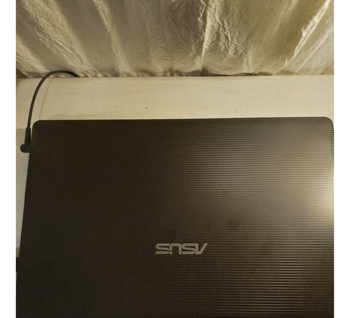Laptop Asus X55a Para Reparar O Repuestos Pantalla No Prende Negro
