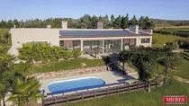 Comprar Quinta En Venta De 3 Dormitorios En Pueblo Edén (ref: Atm-6060)