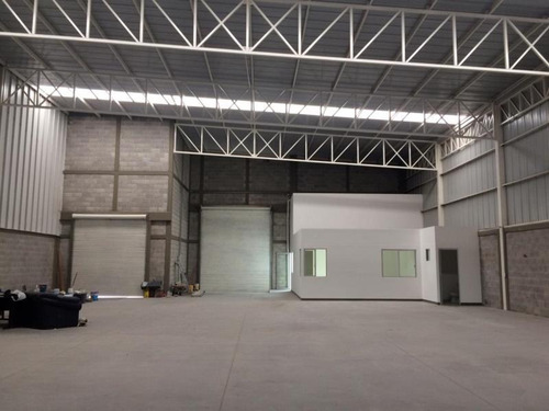 Imagen 3 de 12 de Bodega Comercial En Renta Parque Bernardo Quintana