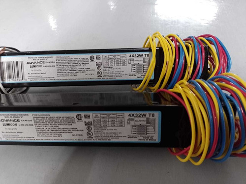 Balastro Electrónico T8 4x32w Philips 120-277v