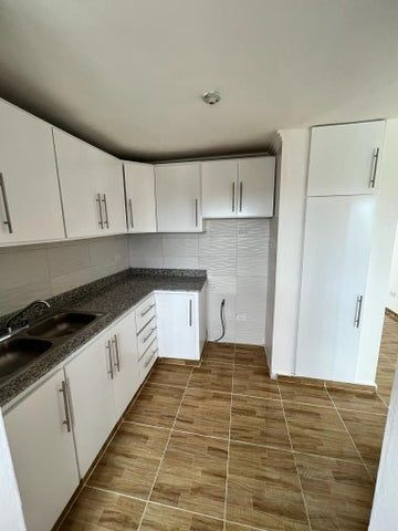 Venta De Apartamento De 3 Habitaciones En El Tamarindo