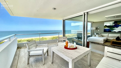 Penthouse En Venta. Playa Mansa. Lumiere.