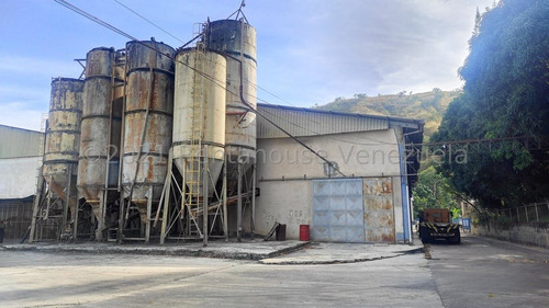 En Venta Galpón En La Victoria Sector La Chapa Zona Industrial Db 22-12781