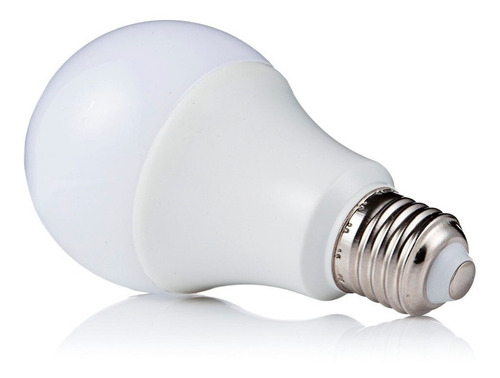 Imagen 4 de 5 de Bombillo Led 12v Dc 7w E27 Panel Sistema Solar Luz Blanca
