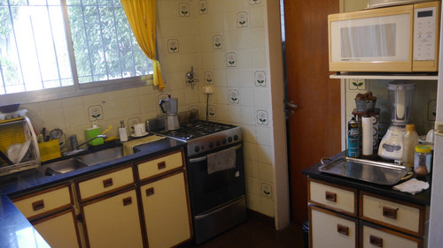 Dueño Vende Ph Independiente Con Pileta Semiclimatizada, Cochera, 5 Dormitorios, Quincho, Parrilla, Jardín, Patio, 8,66 Mts De Balcón, 2 Habs En Pb Y 3 En 1° C/espacio Aéreo, Coghlan Al Cfte-fte