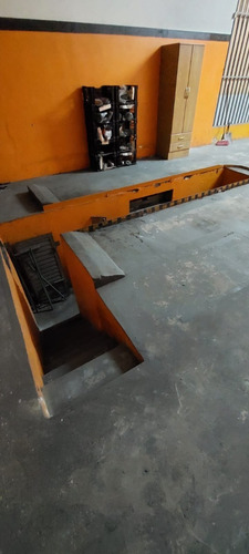 Imagen 5 de 11 de Venta. Local Comercial En Esquina. Zona La Tablada. Consulte.