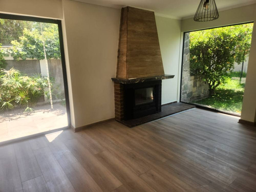 Alto Las Condes, 4 Dorm, 700 Mts2 De Terrano, Disponible