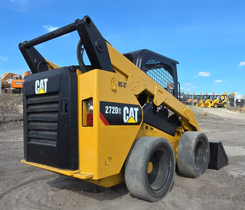 2018 Mini Cargador Caterpillar 272d2