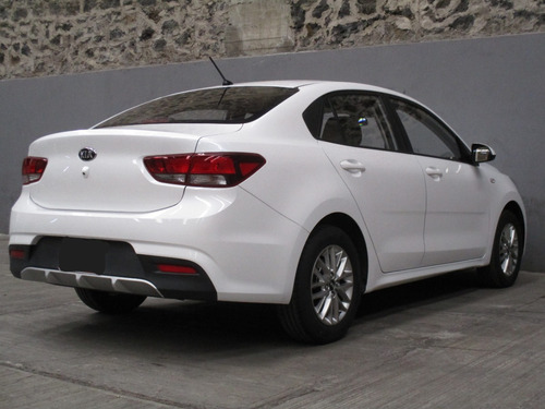 Kia Rio 1.6 Ex Sedan Mt