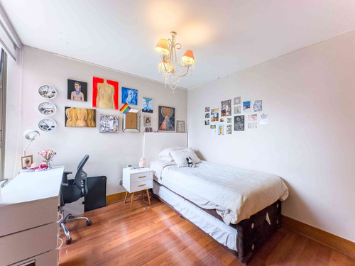 Modern Furnished Flat, 3 Bedrooms, Next To Militares Riesco