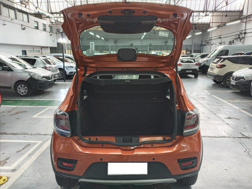 Imagen 11 de 19 de Renault Stepway 1.6 Privilege 2017 - Centro Automotores