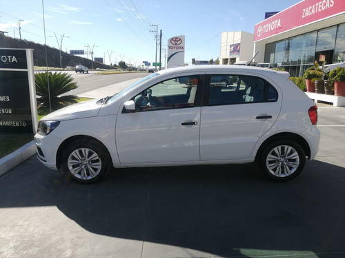 Imagen 4 de 15 de Volkswagen Gol 2020 1.6 Trendline Mt