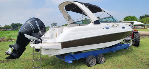 Lancha Focker 255 C/ Motor Mercury Verado De 225 Hp 4 Tempos