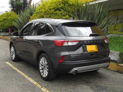 Ford Escape 2.0 Titanium At 4x4
