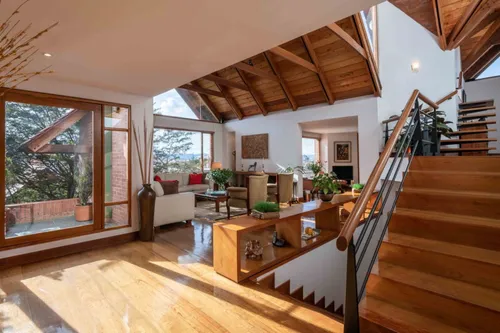 Casa En Arriendo/venta En Sierras Del Moral. Cod V7515