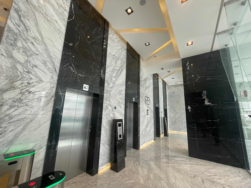 Pedregal Edificio Nuevo 15 Pisos Semiterminado Junto Artz