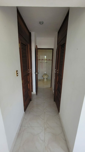Imagen 8 de 15 de Alameda Oeste1200mts2 De Terreno926 Mts2 De Construccion.