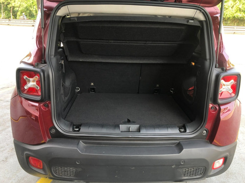 Jeep Renegade 1.8 16V FLEX LONGITUDE 4P AUTOMÁTICO