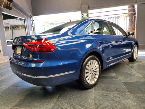 Volkswagen Passat 2.5 Tiptronic Highline At