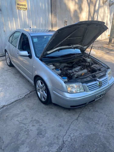 Volkswagen Bora 1.8 T Highline