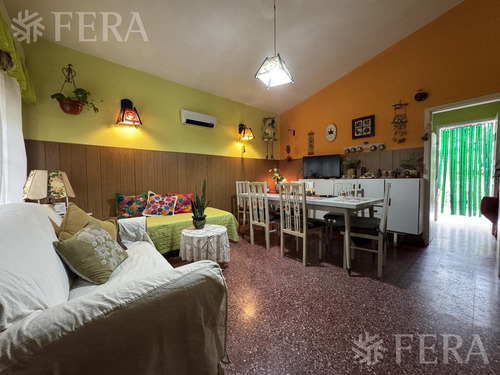 Venta En Block De 3 Unidades Funcionales Con Cochera En Santa Teresita