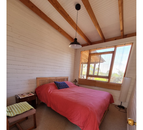Parcela 5000 M2,casa 3d+3b+cabaña,bodega,quincho