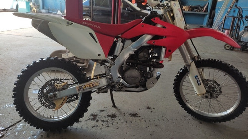 Imagem 1 de 6 de Honda Crf