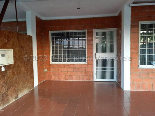 Milagros Inmuebles Casa Venta Cabudare Lara La Piedad Norte Economica Residencial Economico  Rentahouse Codigo Referencia Inmobiliaria N° 24-13461