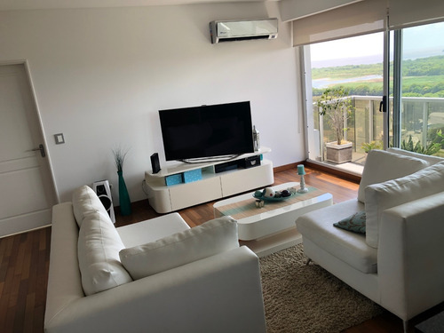 Zencity 70 Mts 2amb-piso 19-cochera -puerto-vista Rio