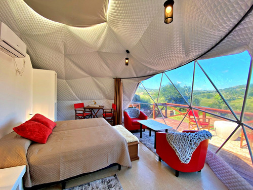 Glamping Villa Serrana Domos