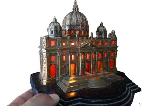 Arquitectura Antigua Basilica San Pedro Vaticano Maqueta Luz