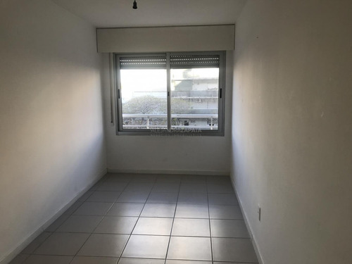 Imagen 8 de 15 de Apartamento 2 Dormitorios En Venta Edificio Nuevo En Aguada Con Renta