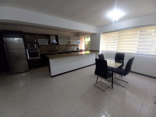 Alquiler Apartamento Los Chaguaramos, 3 Habitaciones, Piscina