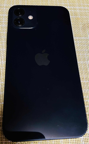 iPhone 12 (Usado)
