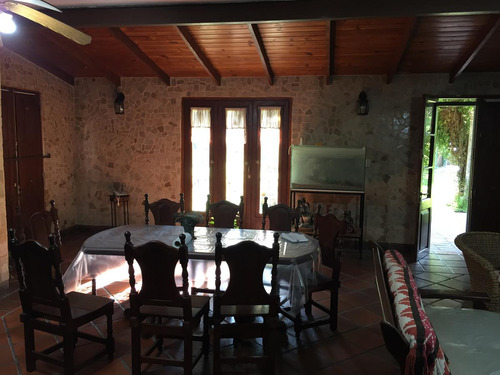 Venta Casa 2 Dormitorios Amplio Jardin Andino Santa Fe