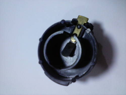 Imagen 5 de 8 de Rotor Para Distribuidor Daewoo Cielo/ Racer 4 Cil I