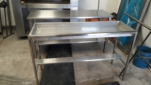 Mesa Para Cortar Pollo En Acero Inoxidable (Usado)
