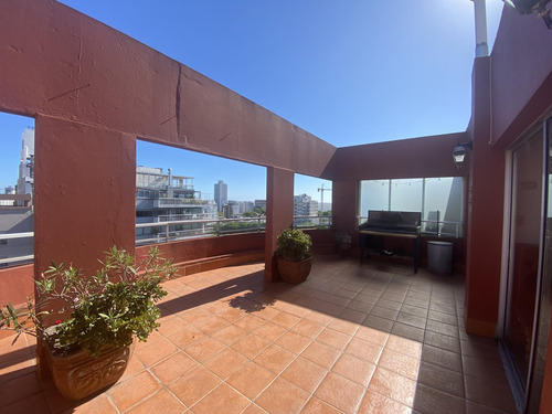 Venta De Penthouse, 3 Dormitorios, 2 Baños, Cocina Definida, Amplia Terraza Y Garage!