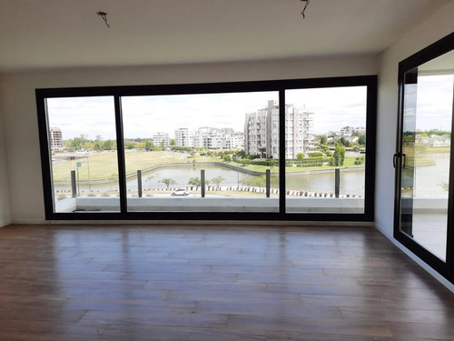 Imagen 7 de 30 de Alquiler Departamento 4 Ambientes Con Dependencia Al Rio En Barrio Puerto Escondido Nordelta