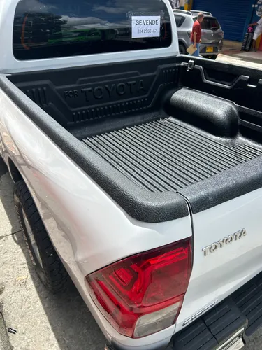 Toyota Hilux 2.4l 4x4